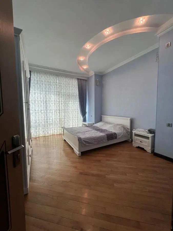 Deluxe apartment in Baku