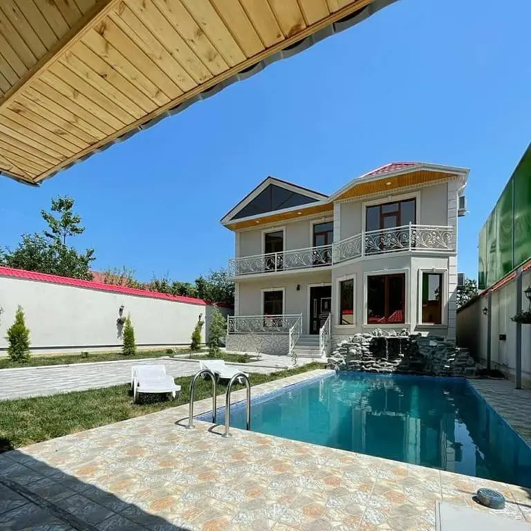 Friend's House
