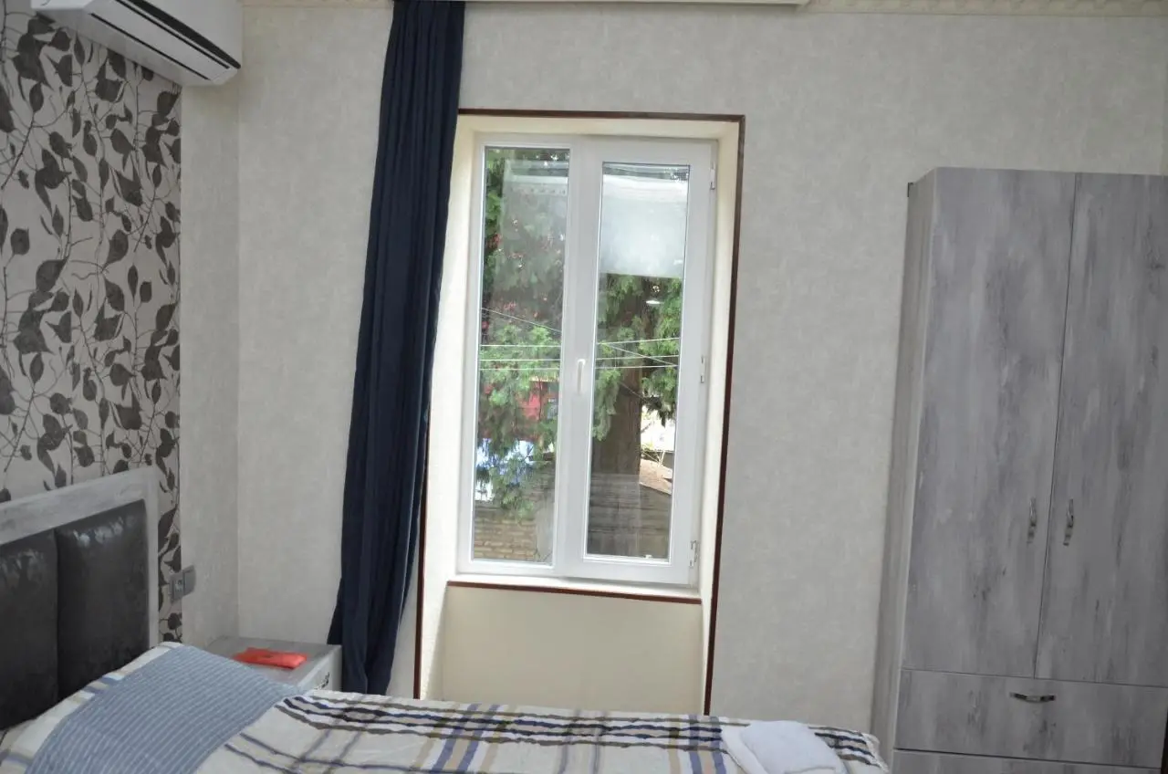 Guest house UTA