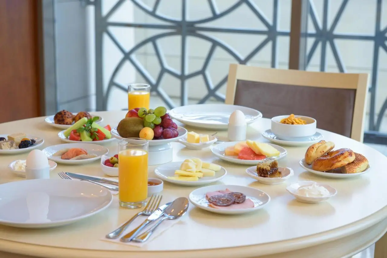 The Grand Gloria Hotel