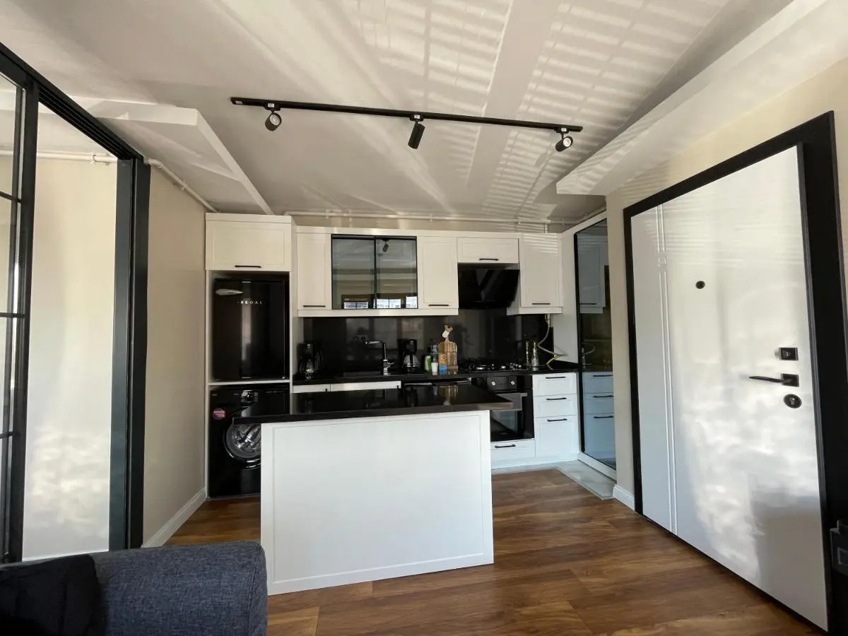 ARC HOUSE