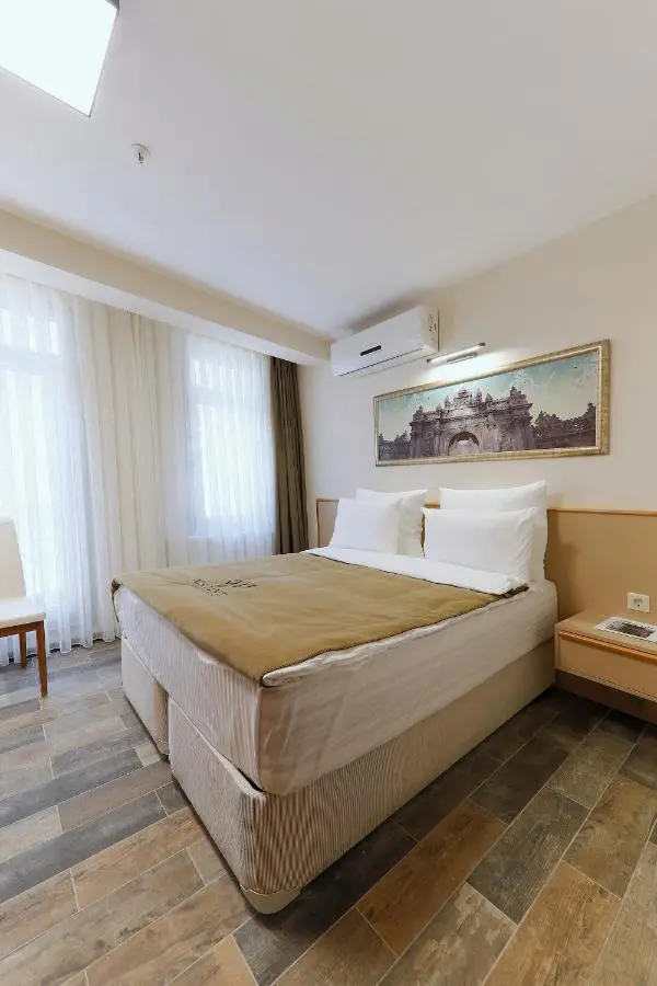 Nishant Hotel