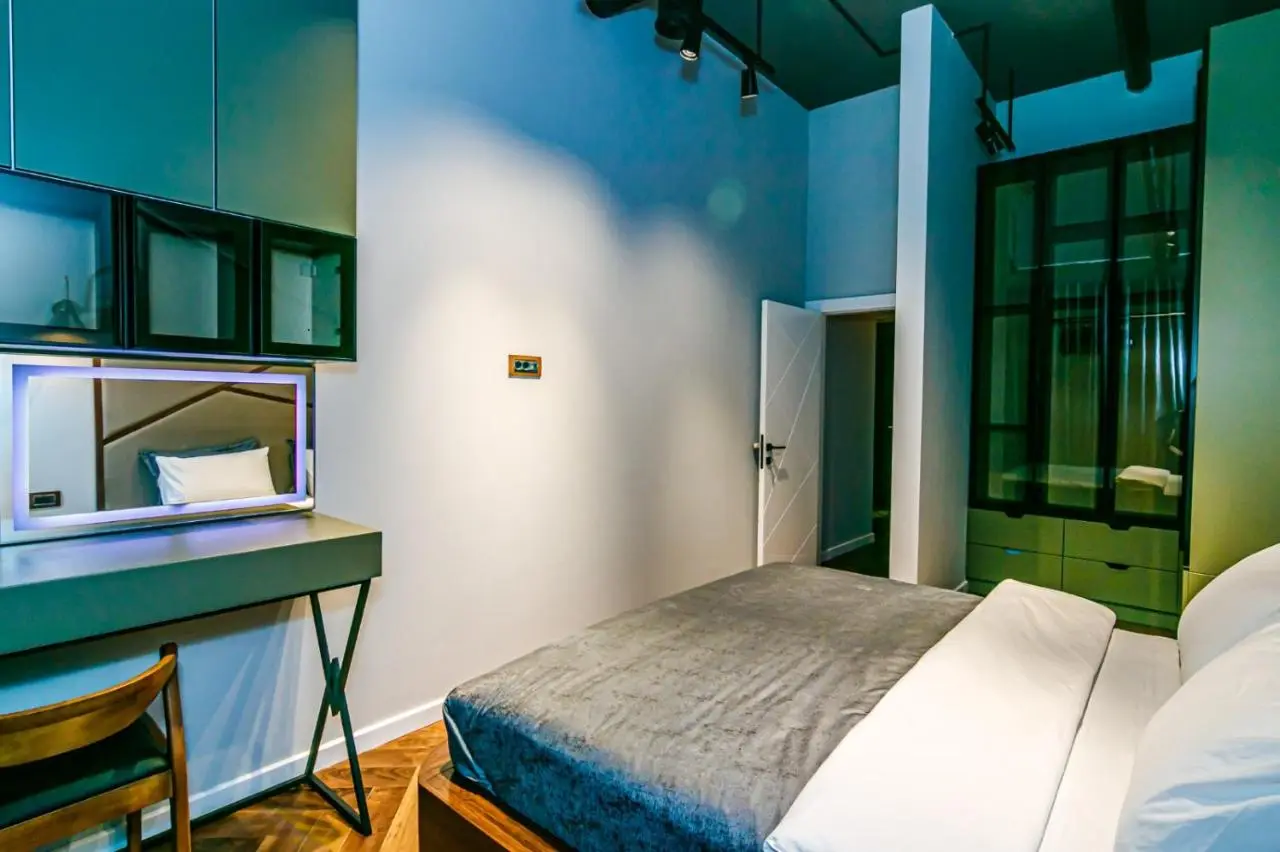 LUXURY K NightsBridge Residance White City