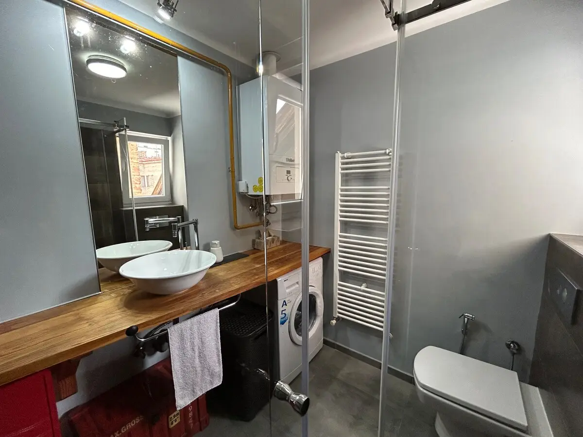 ★Contemporary Penthouse★ minutes from center|2BDR