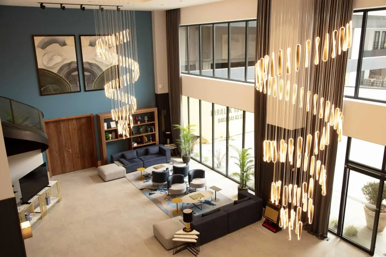 V Center Hotel