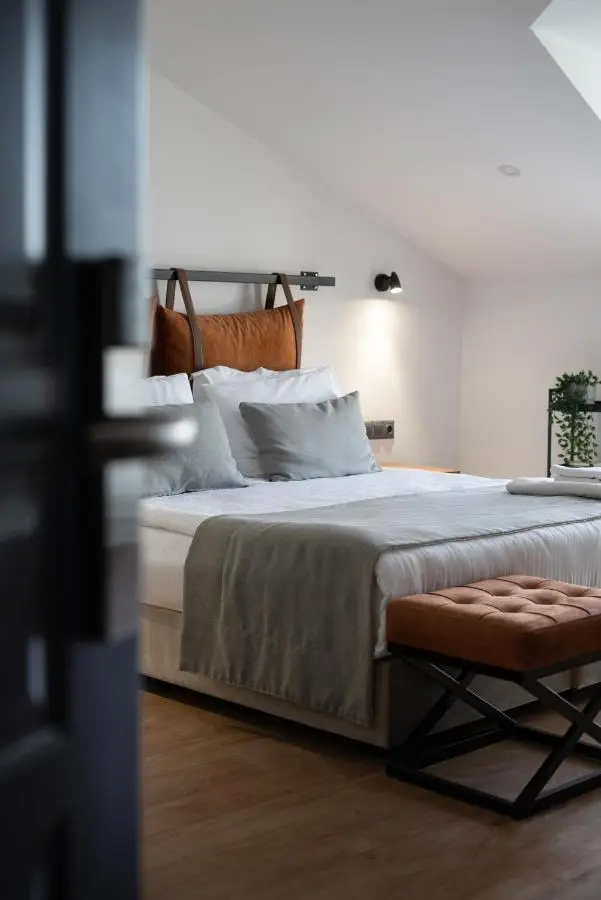 La Farine Rooms