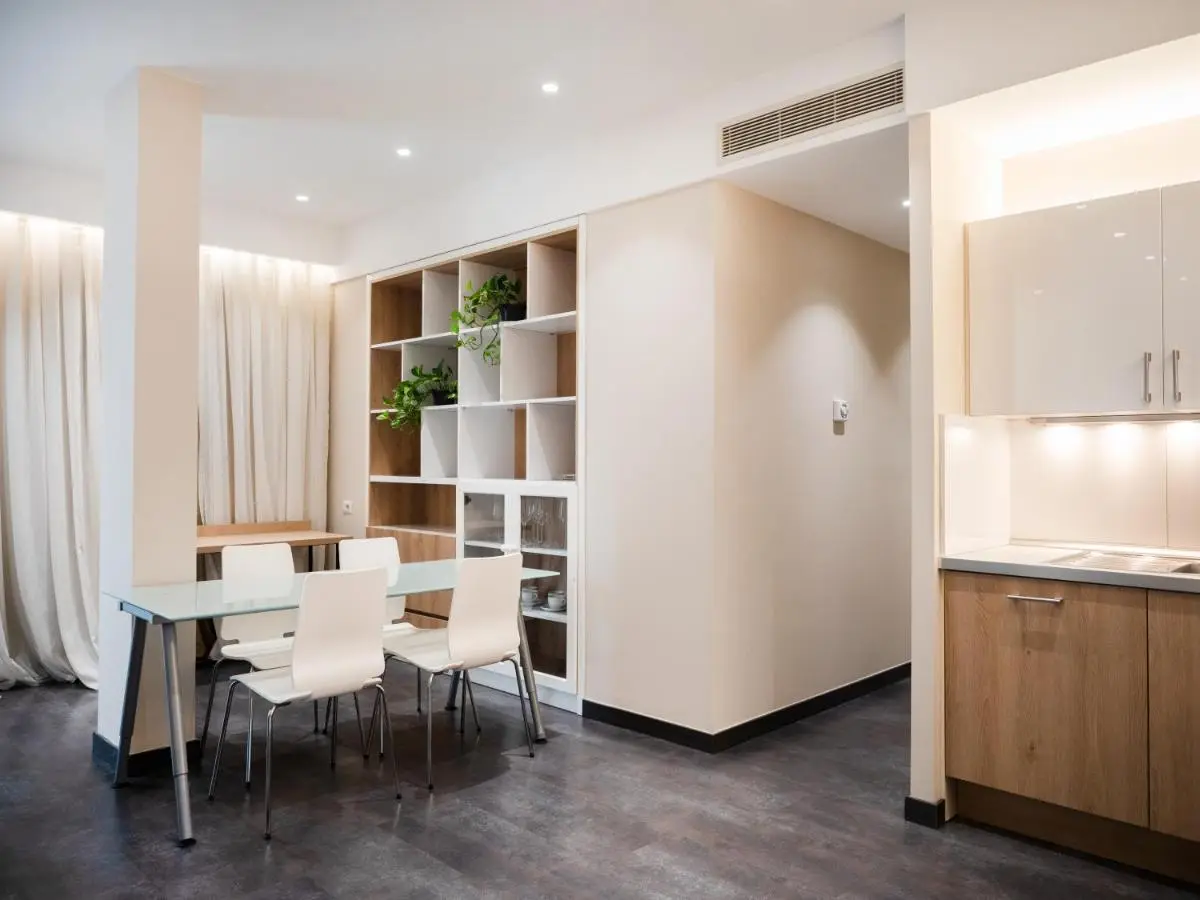 Lake Drive Rooms&Apartments