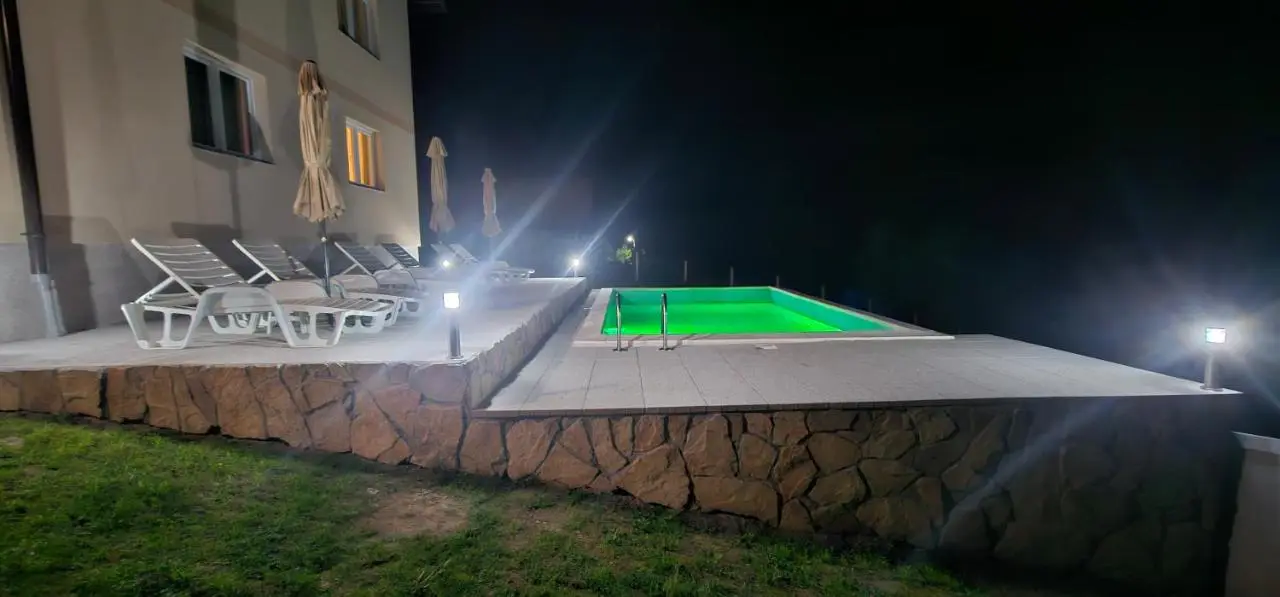 Villa Green Oasis Jakuzzi&Swimming Pool