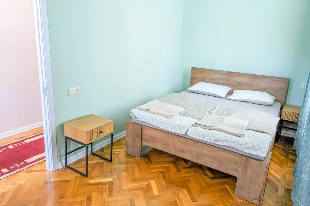 Guest House Sector 30