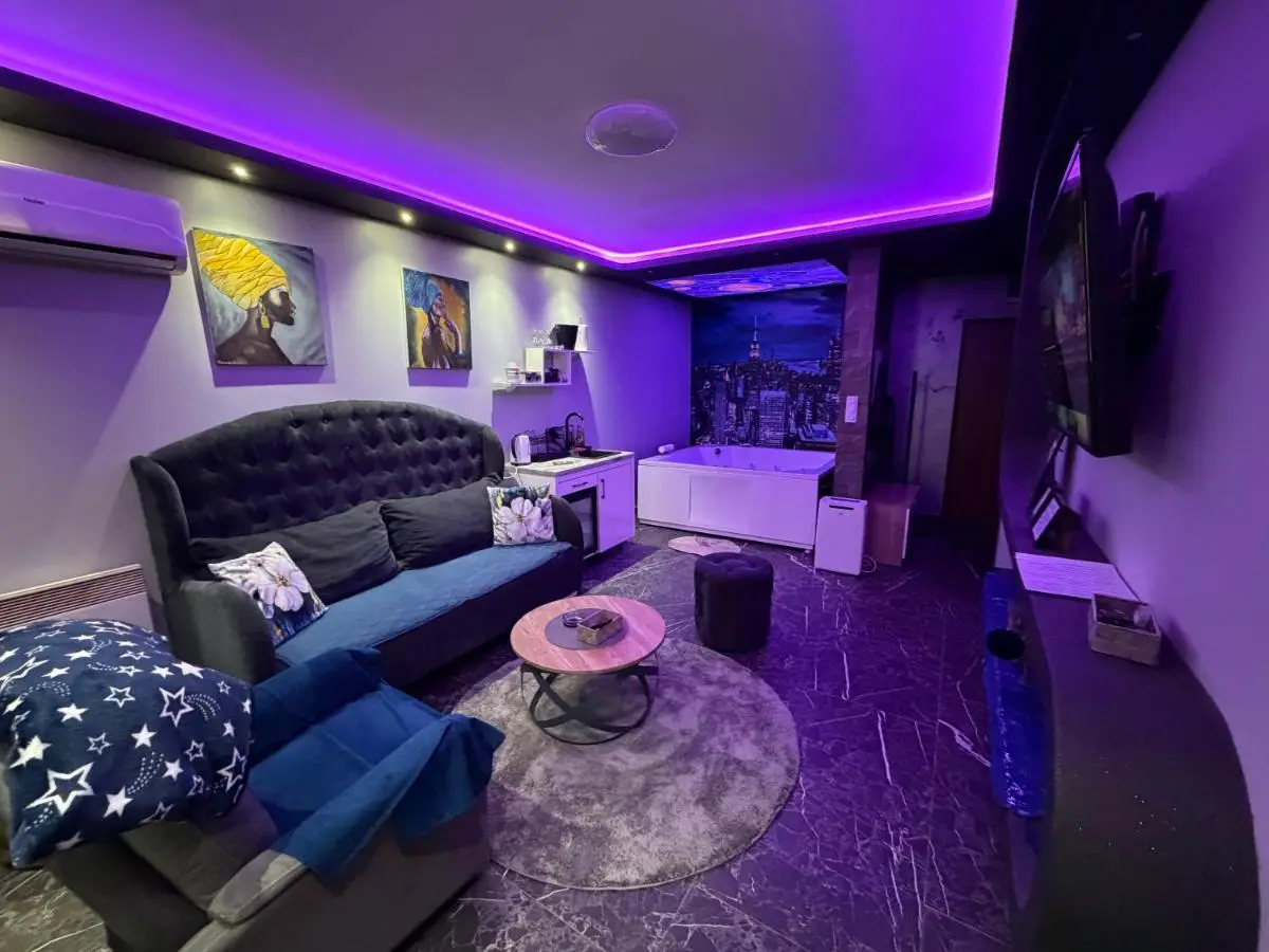 Apartman S&V 3 Istocno Sarajevo Lukavica sa Jacuzzi i Sauna Lux Spa Hilandarska Centar