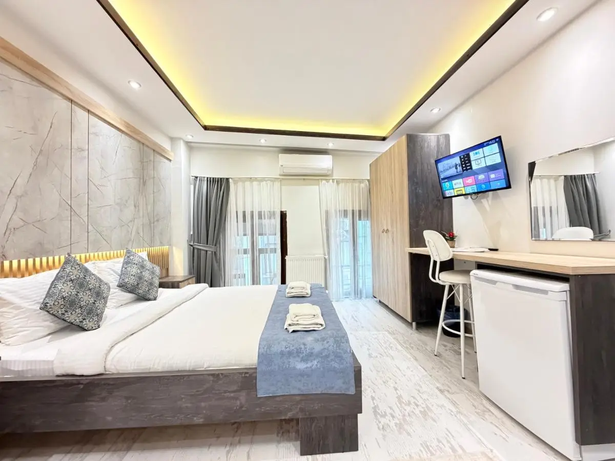 The Blue Mansion Modern Rooms