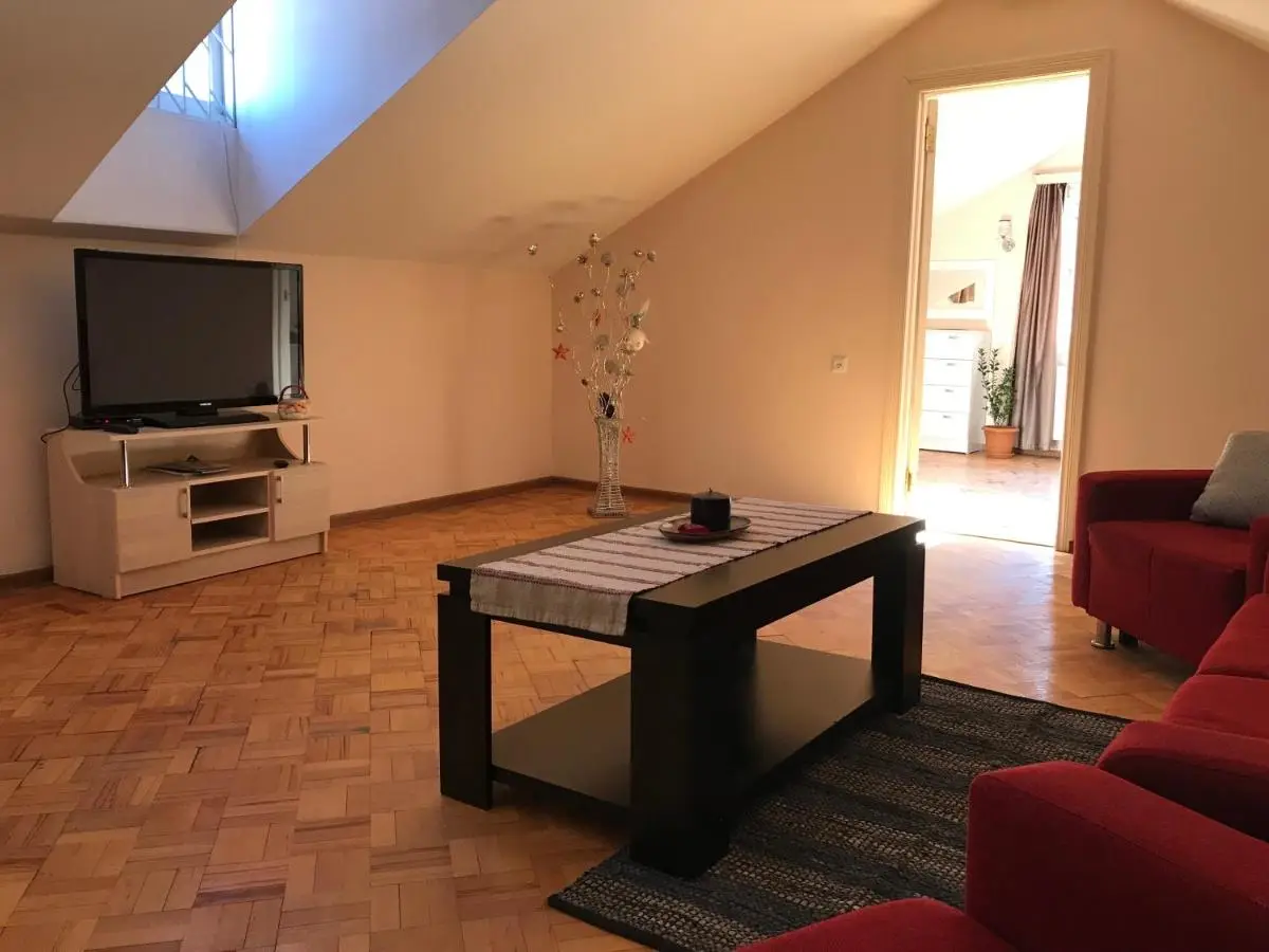 Apartment on Botanikuri