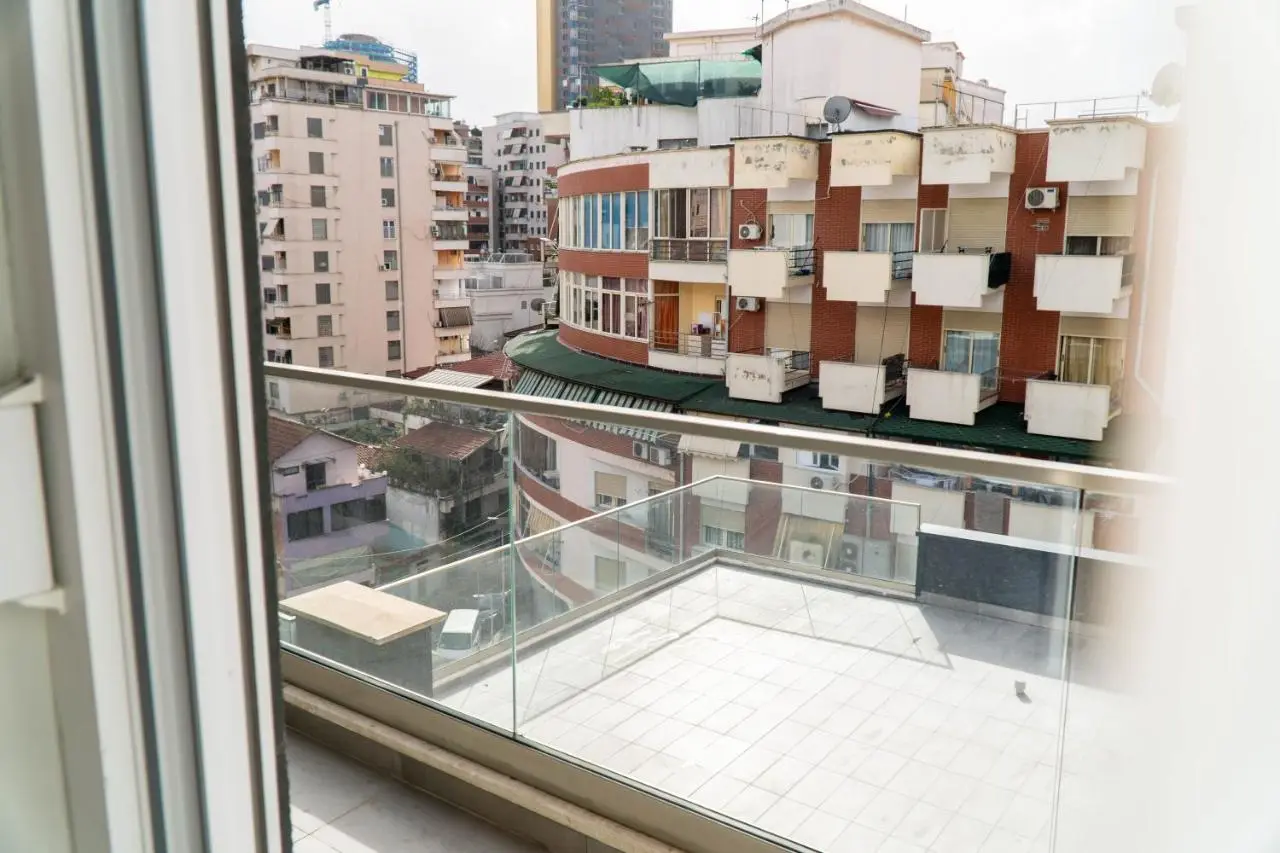 Signature apartment 9
