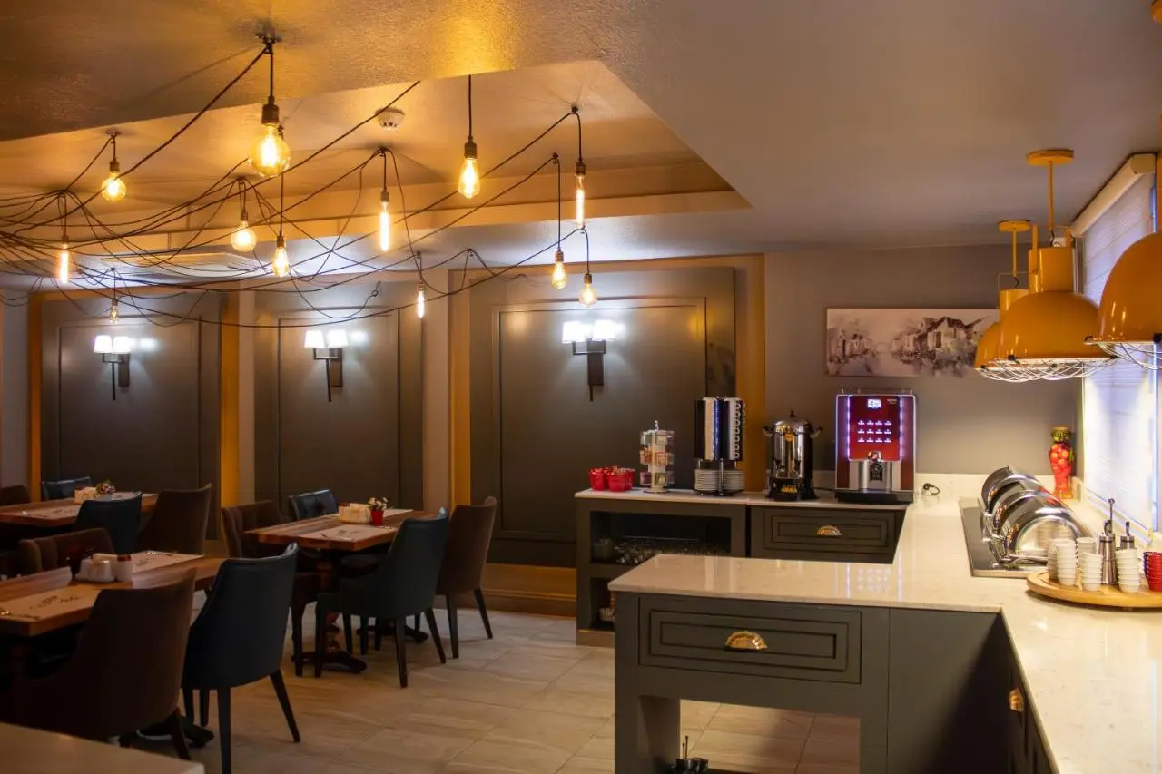 Hotel Zade