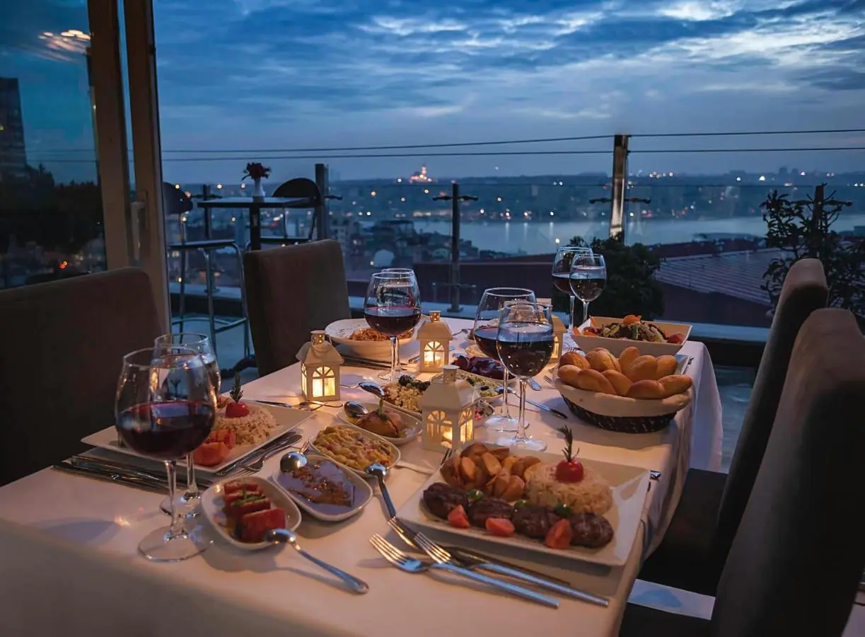 Hotel Troya