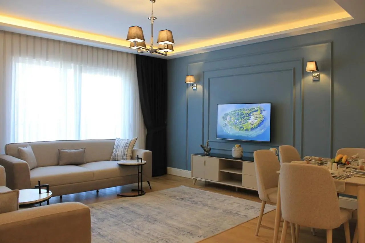 Garlon Residence