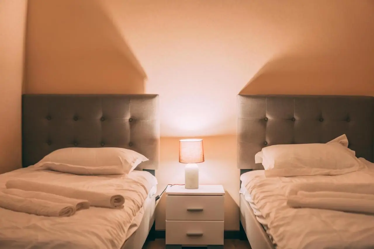APARTMENT SIXTEEN