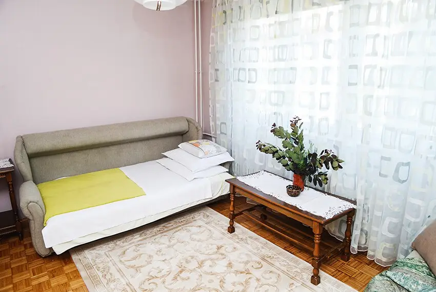 Apartment Mir