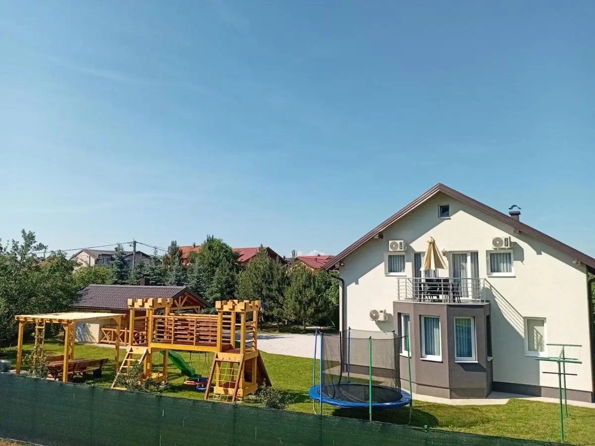Villa 'Whispering Pines' Ilidža