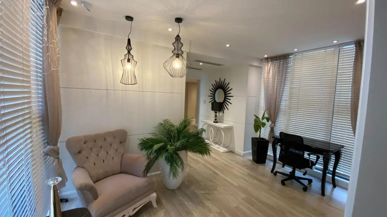 Lake Drive Rooms&Apartments