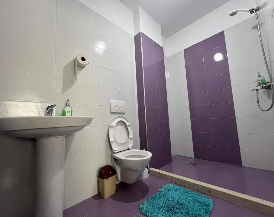 B2 Apartment