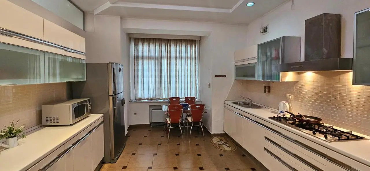 Apartment with sea view