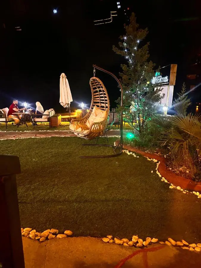 River Deluxe Botıque