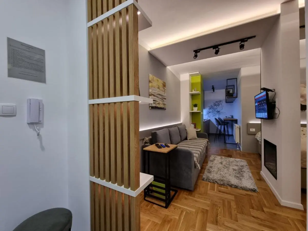 Studio Apartman Golden Lux 1