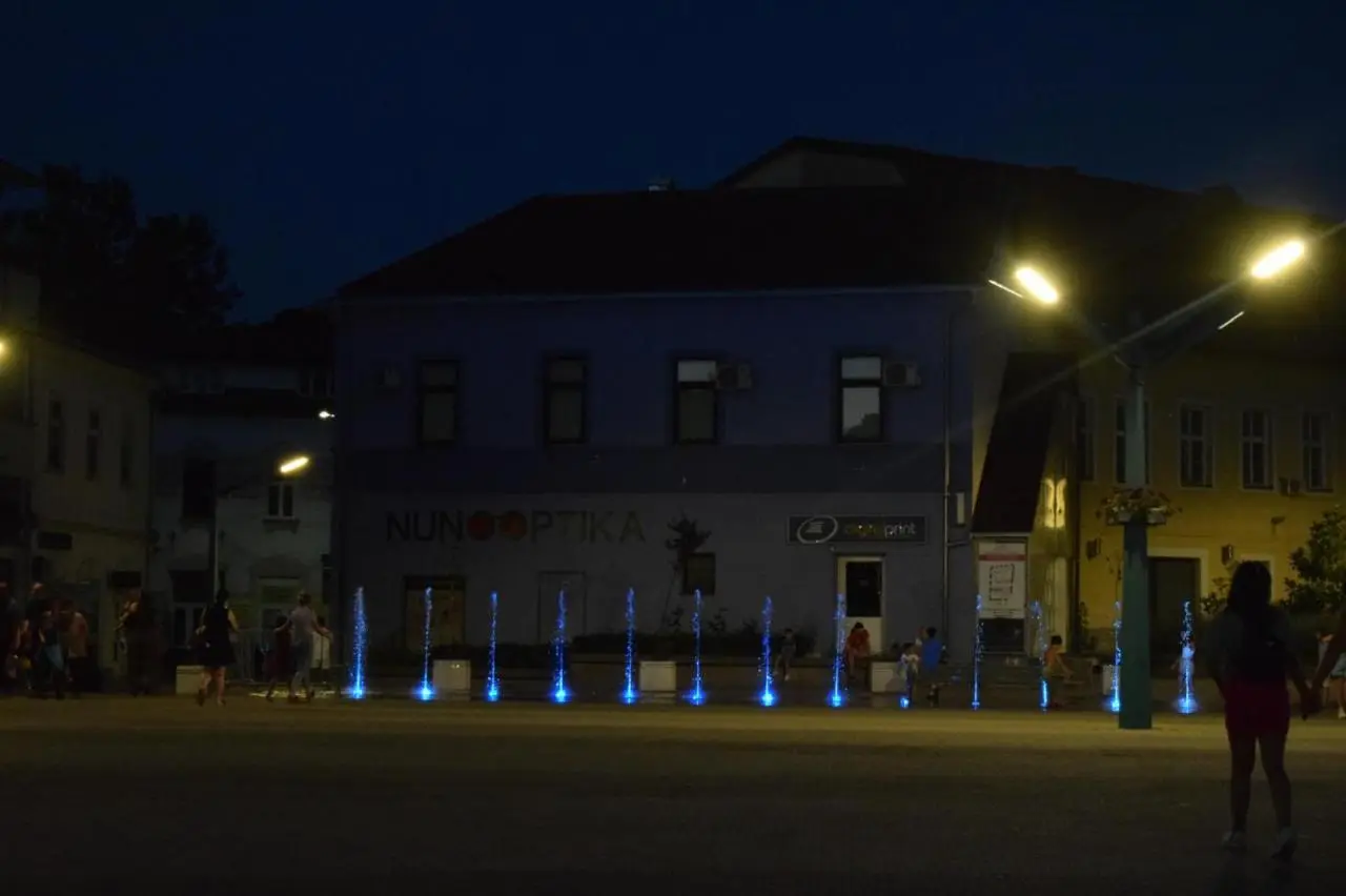 Apartments & Rooms Fountain