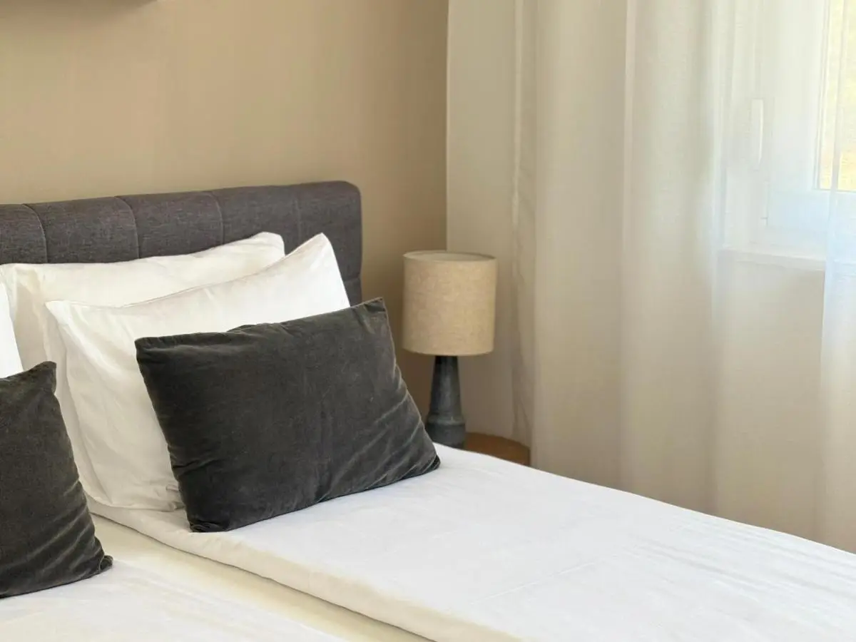 Merak - Two bedroom apartment- Free parking