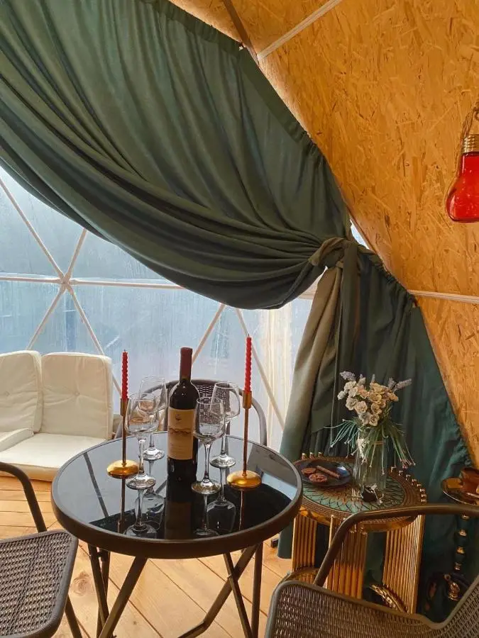 Paradise Inn