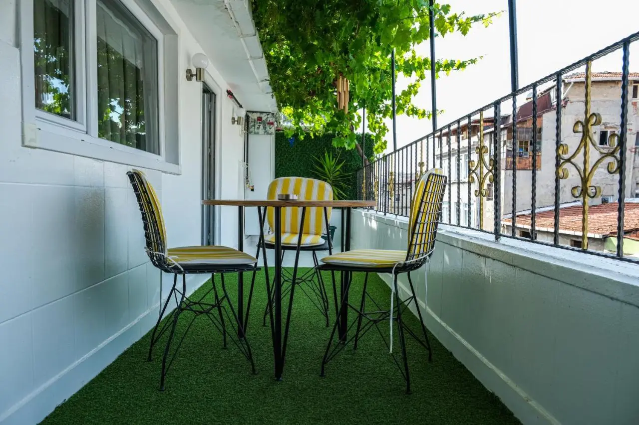 Taksim Neo Pera Suites