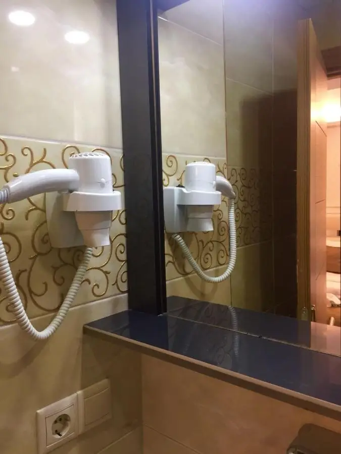 ARINÇ HOTEL