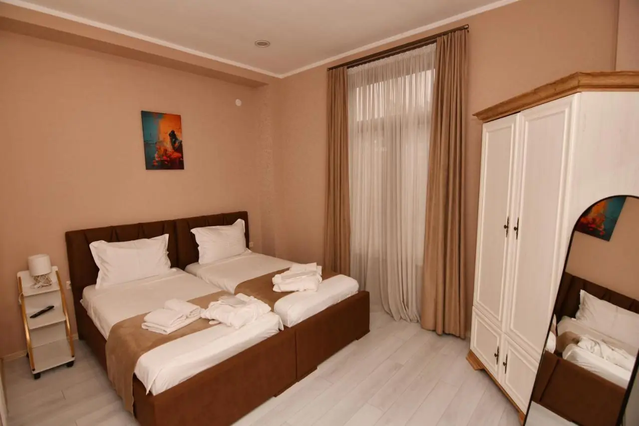 Astoria Hotel