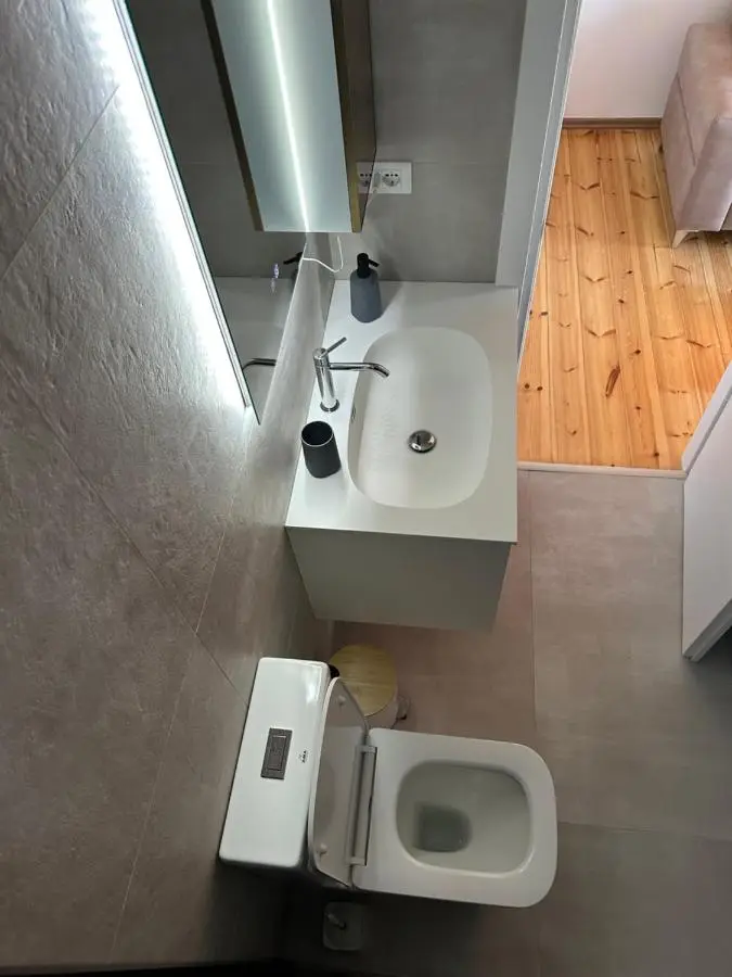 Lake Escape Villa Shirokë