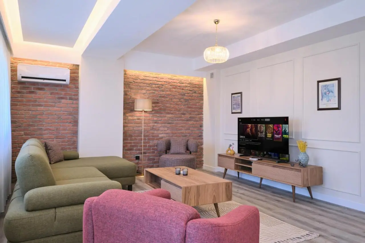 BSY's Stylish 1BR,2BR ,3BR Apartments in Brand New Building