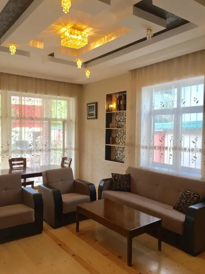 Raffles Garden Villa