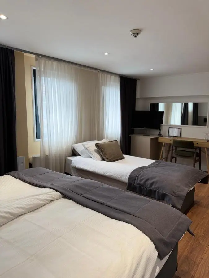 Hotel Astra
