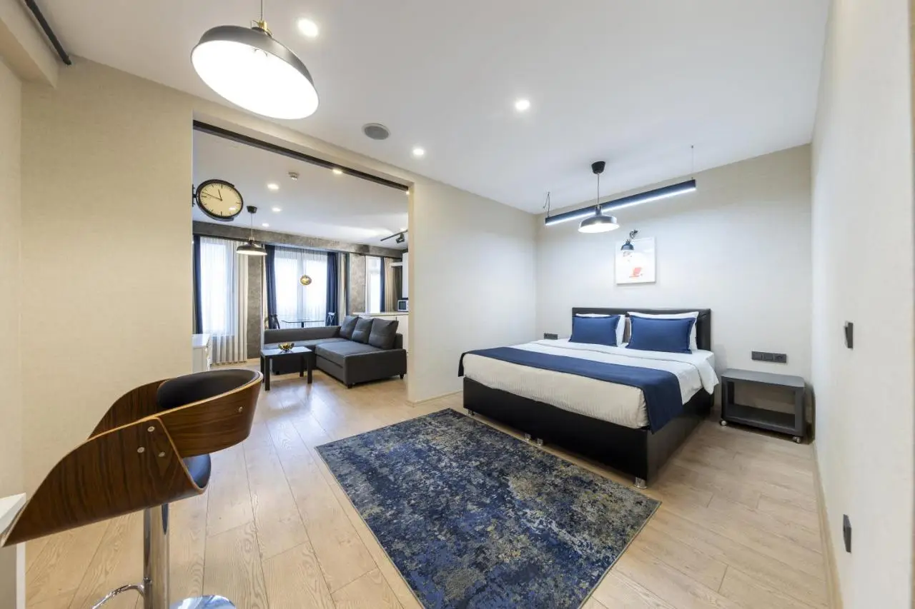 The Business Class Suit Karakoy