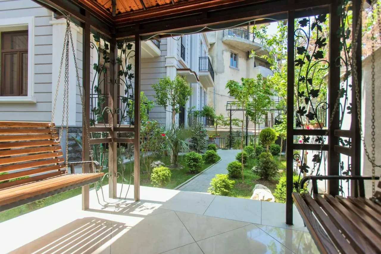 Villa Garden