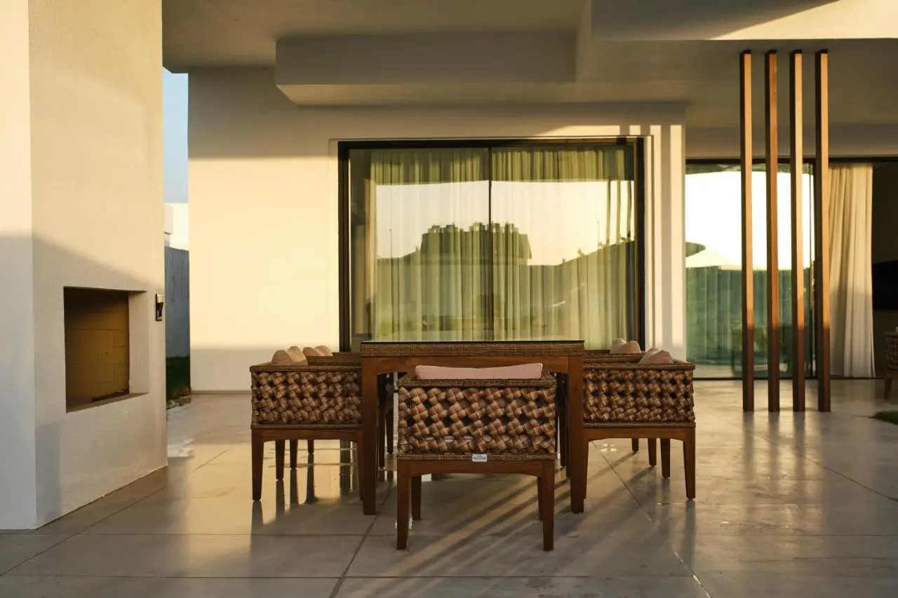 Ashta Nordic Suite