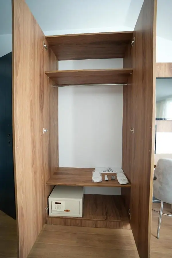 Business Life Hotel Güneşli