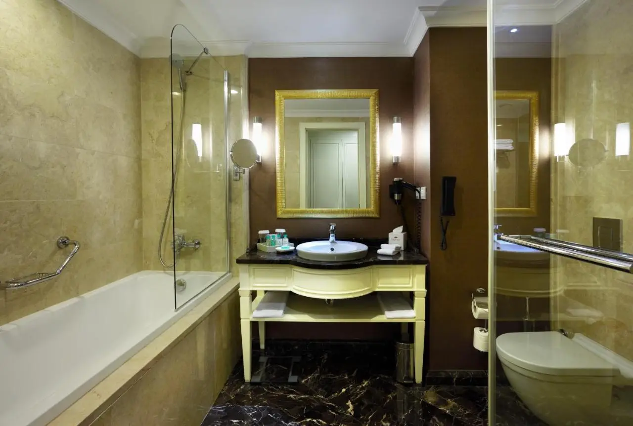Crowne Plaza Istanbul Asia by IHG