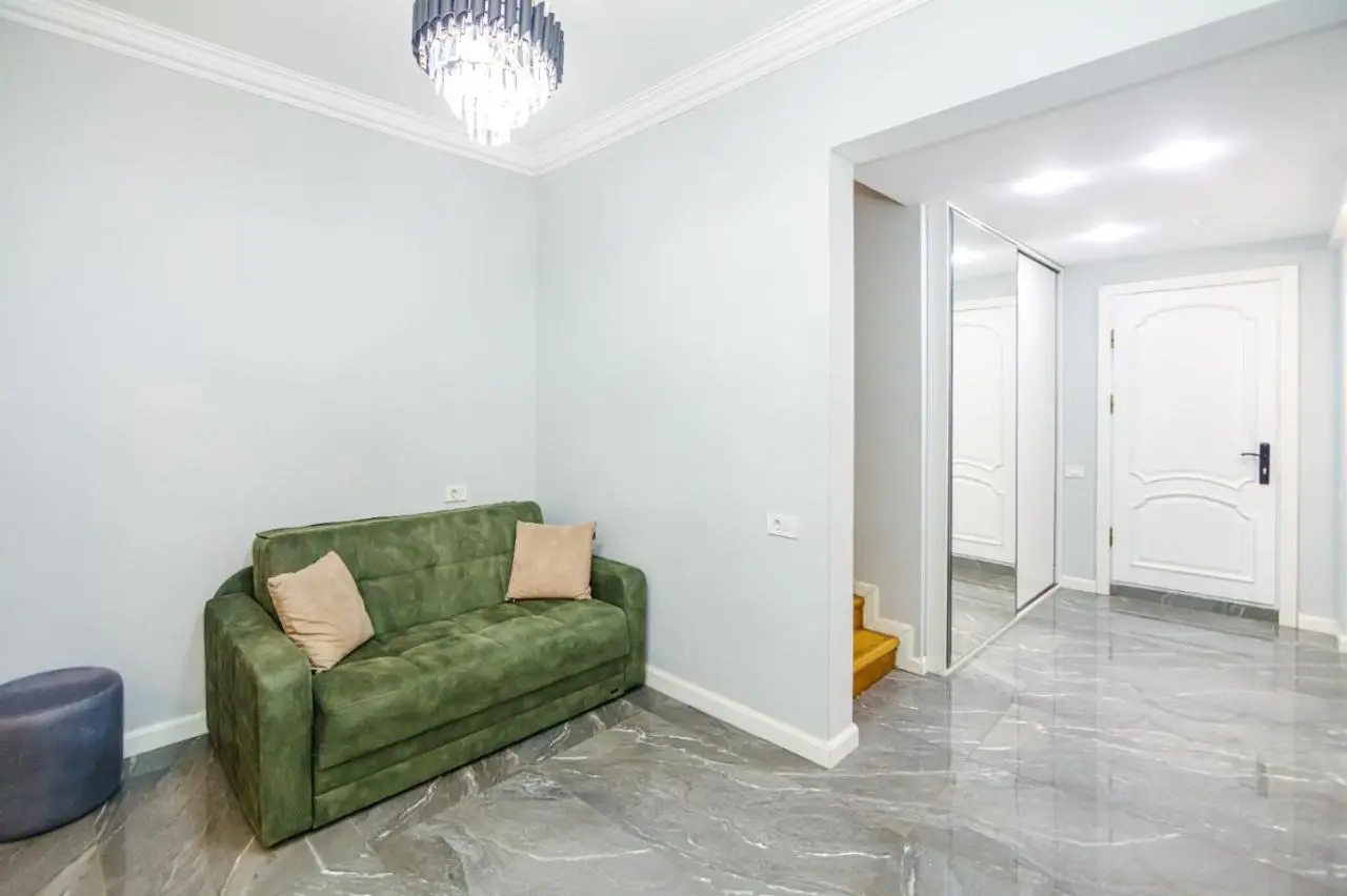 Nizami Street New Apartment Mojo