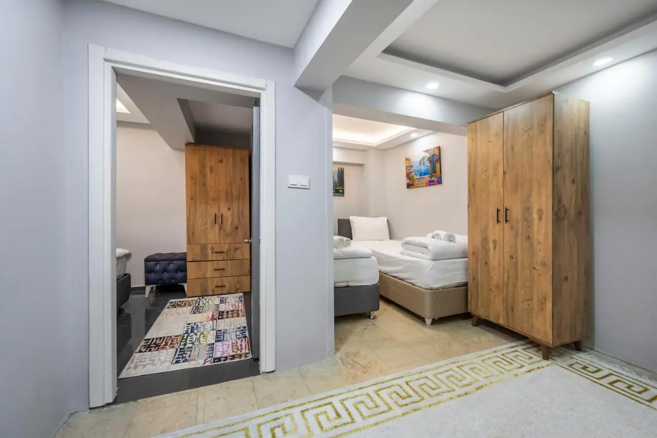 AYKA APART SUiTES OLD CITY