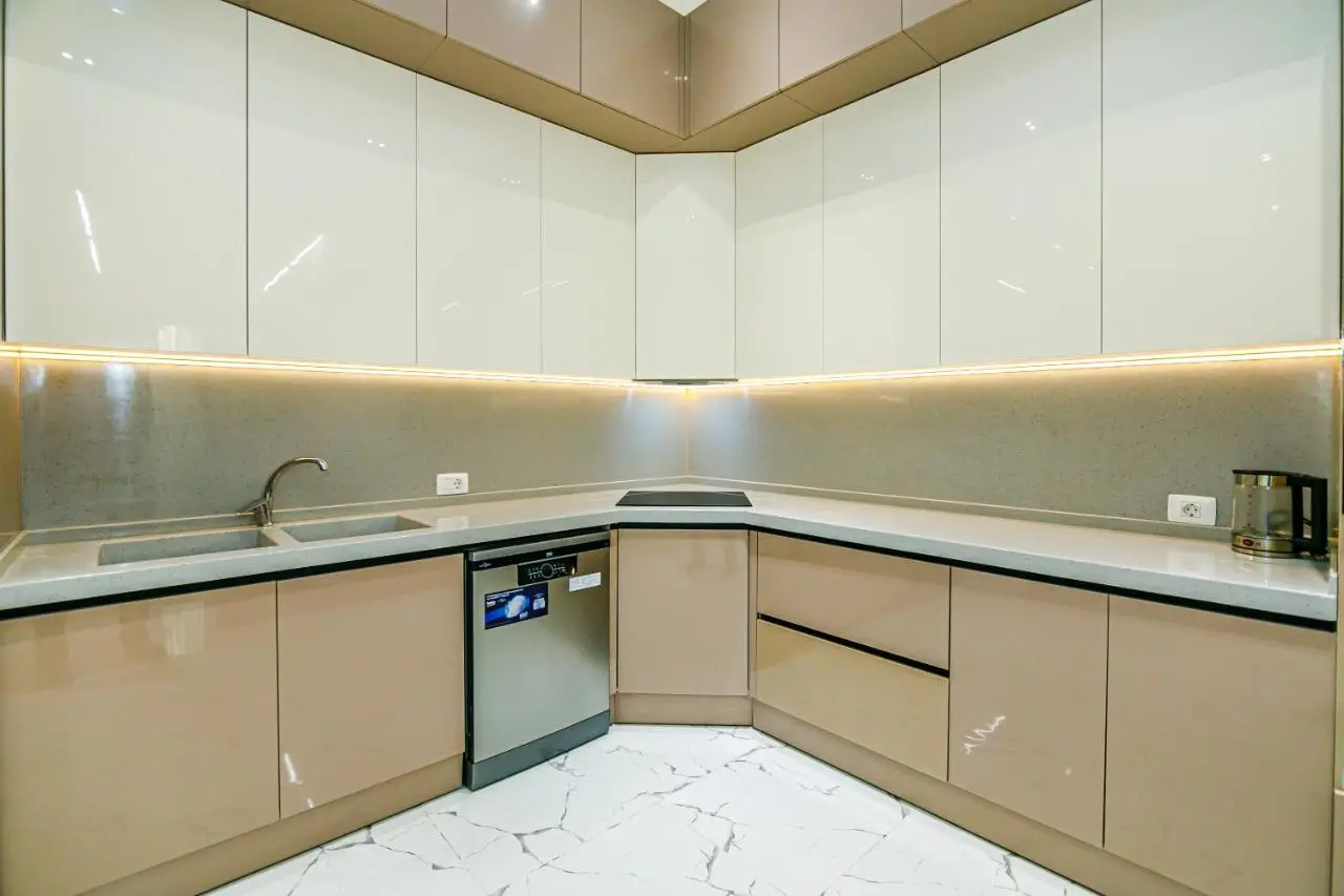 WHITE Luxury Apartment in Nizami street