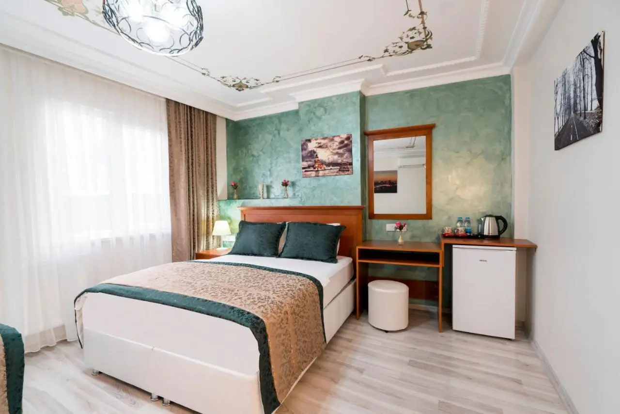 ATAM HOTEL