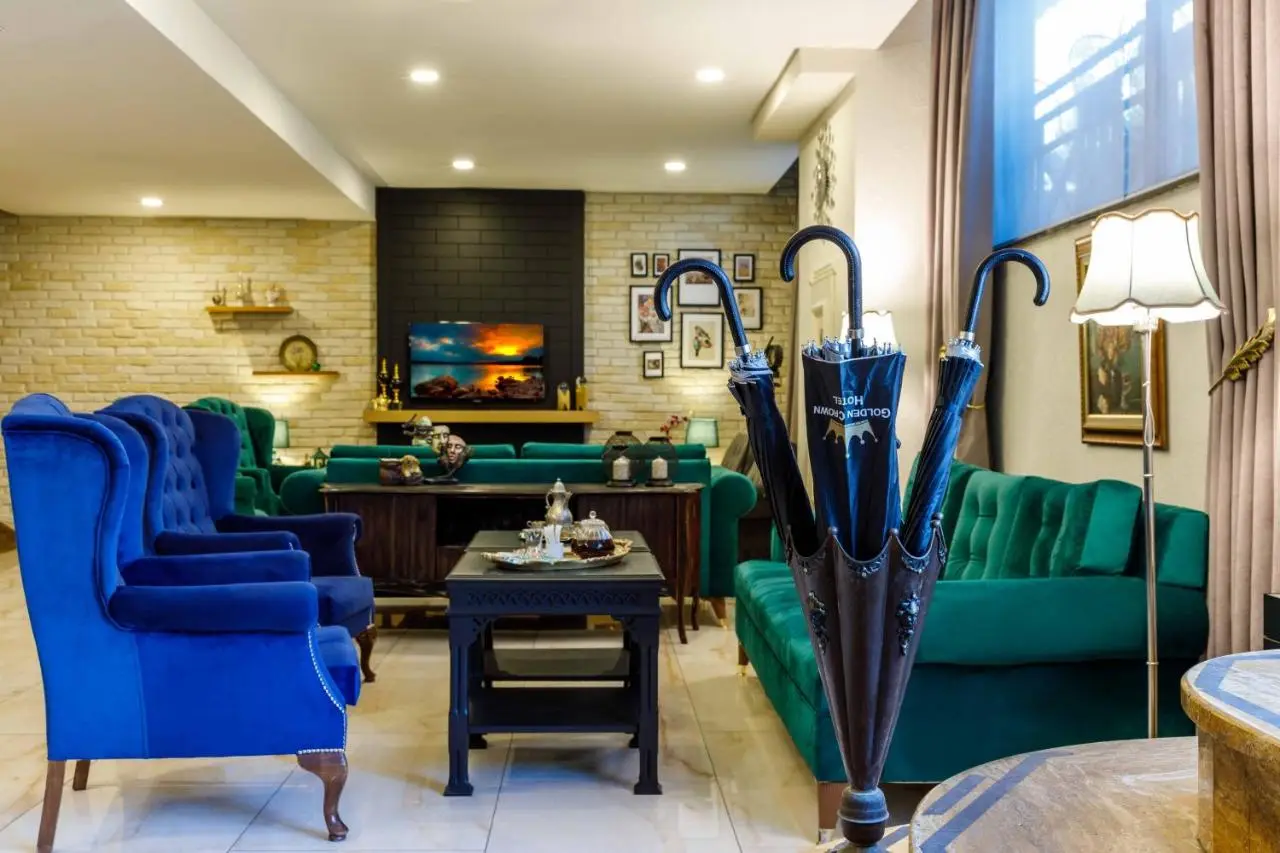 Golden Crown Hotel