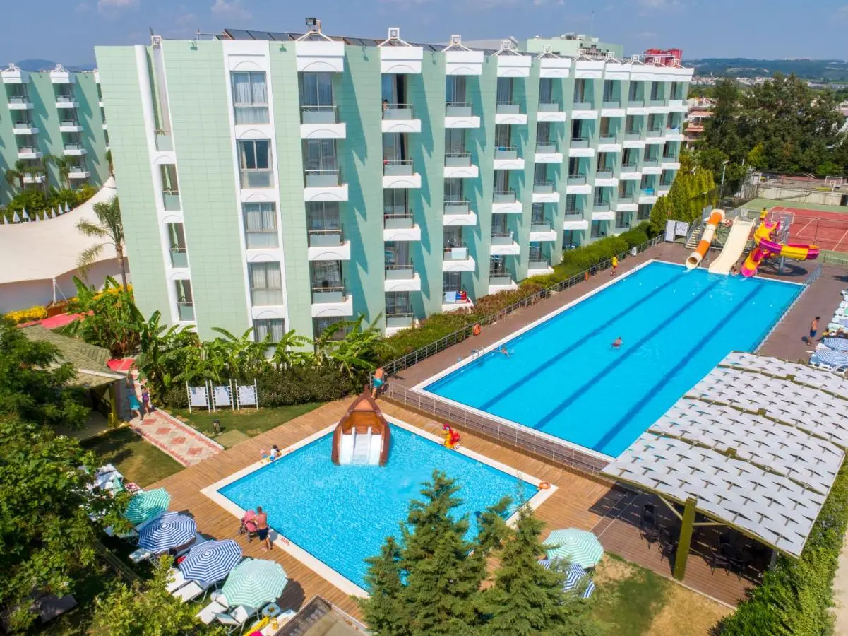 Grand Belish Hotel