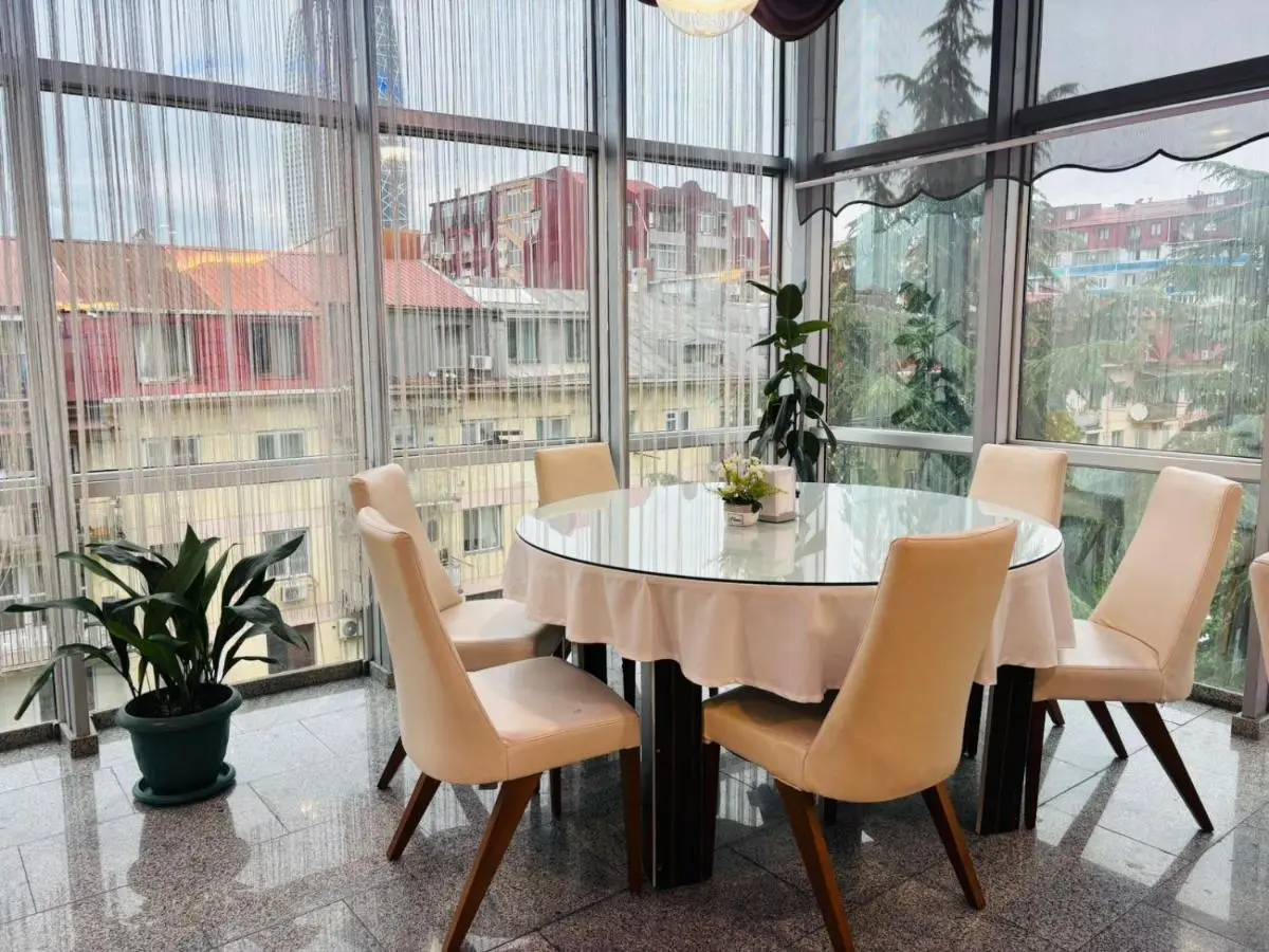 Hotel Argo